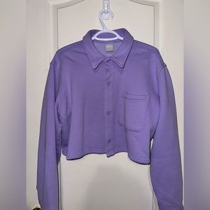 Aritzia TNA Cozy Fleece Boyfriend Cropped shirt